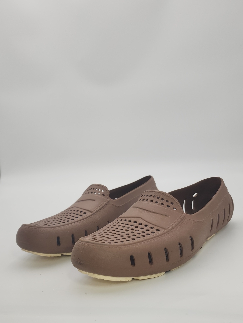 FLOATERS Shoes Men's Sz 9 Waterproof Vented Driving Loafers Brown